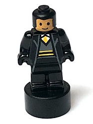 Hufflepuff Student Statuette / Trophy #1, Nougat Face